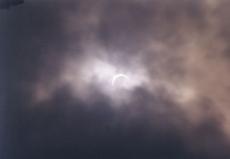 eclips cloud purple sun moon solar-eclipse solar almost complete