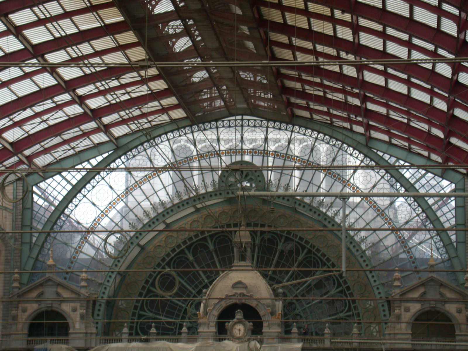 architecture interiors glass station railway railwaystation metal fascade texture jugendstill