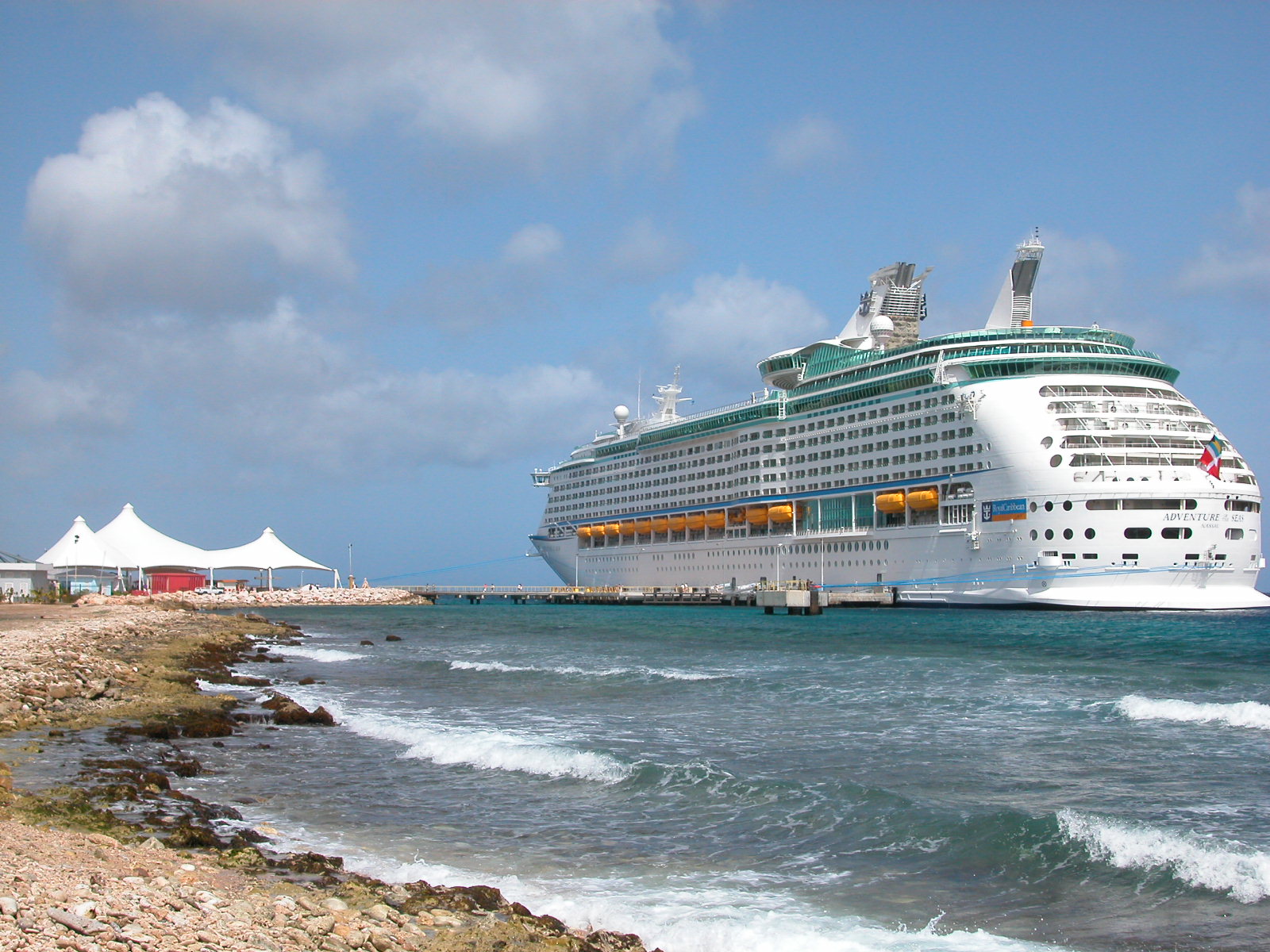 jacco tropics island ship cruise cruiseship huge coast anchored