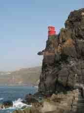 geoff_vane geoff vane cliff face clifface house red sheer