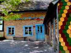 glubzo happy colored coloured house bright facade old building