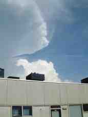 maartent oorf building sky flat flats