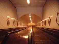 maartent escalator subway steps london underground