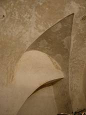 wall niche sandstone 