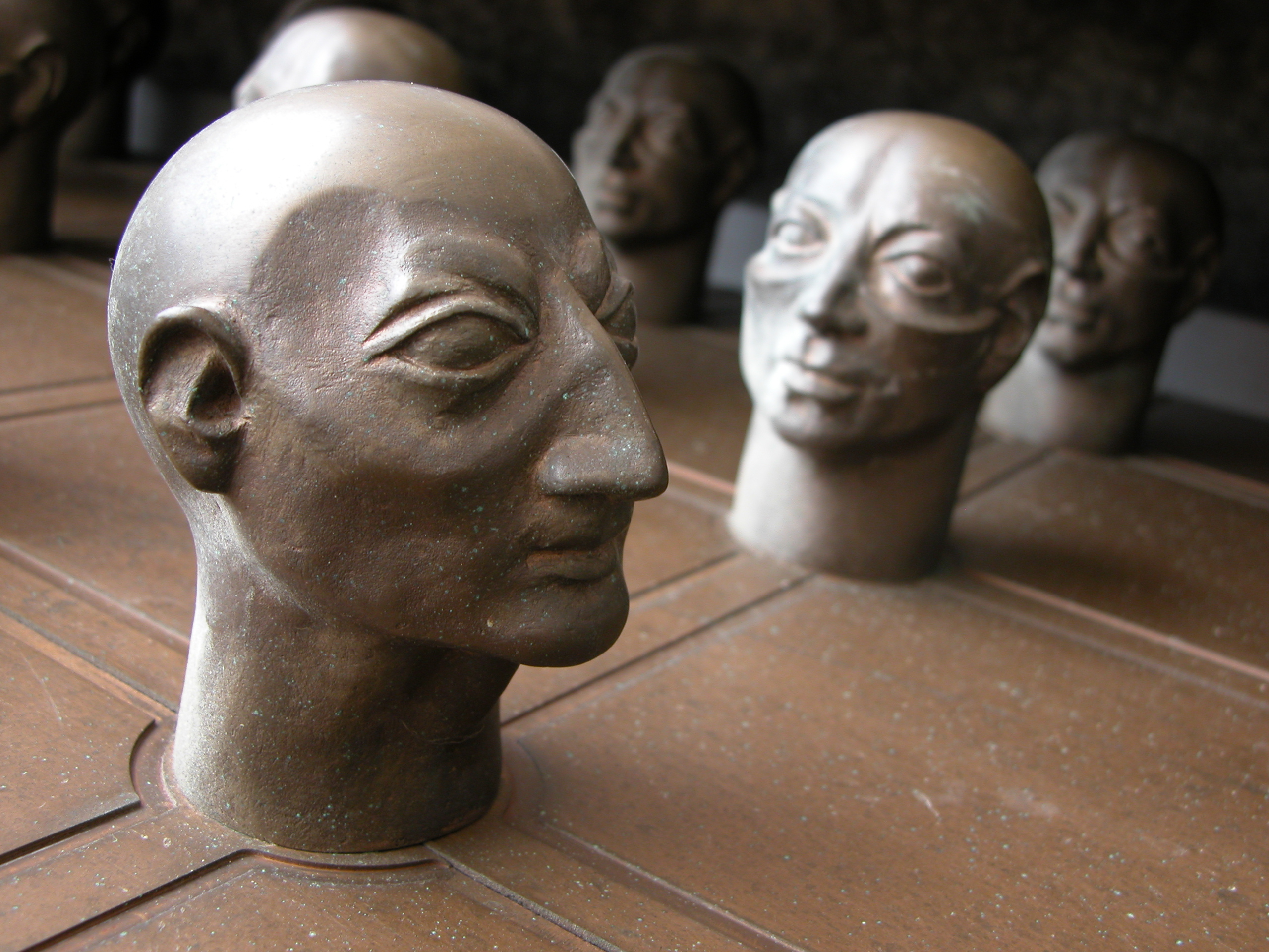 sculpture sculpting head heads modern art tribal