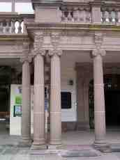 dario columns building facade greek style