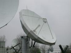 disc communications sattelite communication spyware telecom telescope mechanics architecture exteriors objects white