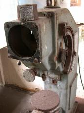 mechanics device metal rusted tincan can canner industrial