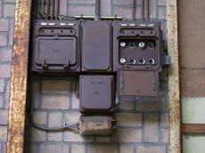 mechanics fuses fusebox fuseboxes metal electricity