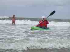 nature  characters humanoids sea sports canoe kajak paddle woman man swimsuit