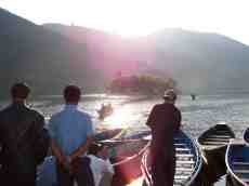 annet sun water lake water boats people