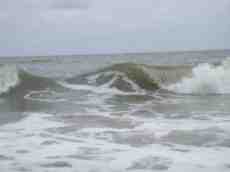 wave waves grey gray crashing water sea spray