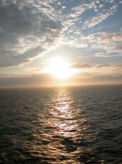 nature seascapes ocean sea sunset sunrise dusk dawn  sun clouds sky elements