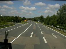 paul road traffic freeway autobahn markings ringroad asphalt grey motorway