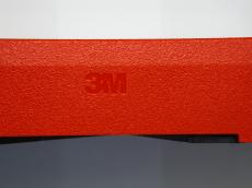 3M plastic red script