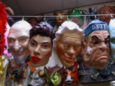 face faces mask masks objects carneval humanparts humans man woman party halloween disguise