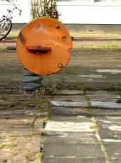 maartent circle spring play childplay playground wipkip fish objects street