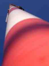 maartent pole red and white rings long round rounded warning