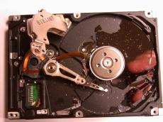 computer, harddisk, harddrive, shattered, broken, crash, computercrash, objects, circuits, readerror, error, circel, circular, rectangle