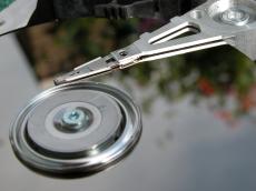 objects circuits reader harddisc hd harddrive circle