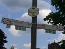 janny objects signs roadsign route bicycleroute typography sanserif