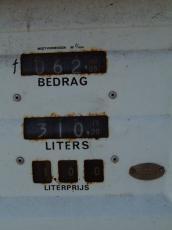 maartent gass pump liters numbers counter