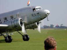 plane dakota old landing 