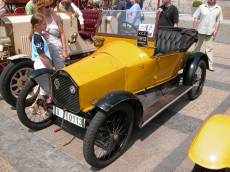 humberette yellow old classic car