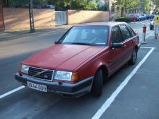 tabus car volvo street parking