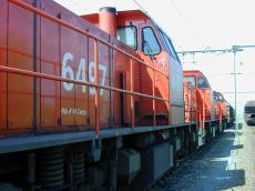 train trains locomotive locomotives loc locs diesel diesels railway cargo freighttrain freight orange red