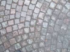 tabus tiles outside pavement 