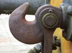 hook heavy crane grip gripping carrying iron