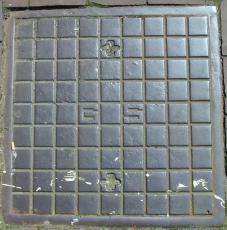 hole lid metal iron blocks gas heavy