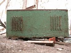 rust container paint green steel metal