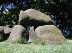 rock grave ancient prehistoric stones henge grass bolder bolders
