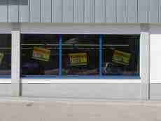 rigoletto facade shop window architecture