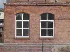 rigoletto facade architecture windows pane glass