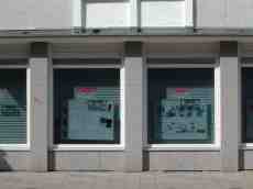 rigoletto shop window windows display posters walkway