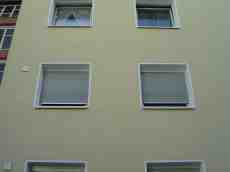 rigoletto wall high highrise flat windows straight green
