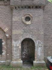 wall portcullis gate tower stones castle bricks