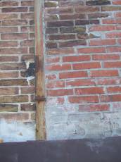 tabus wall drainage pipe bricks