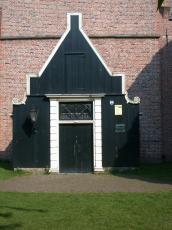 walls entrance door window wood wooden green dutch old woodwork lamp